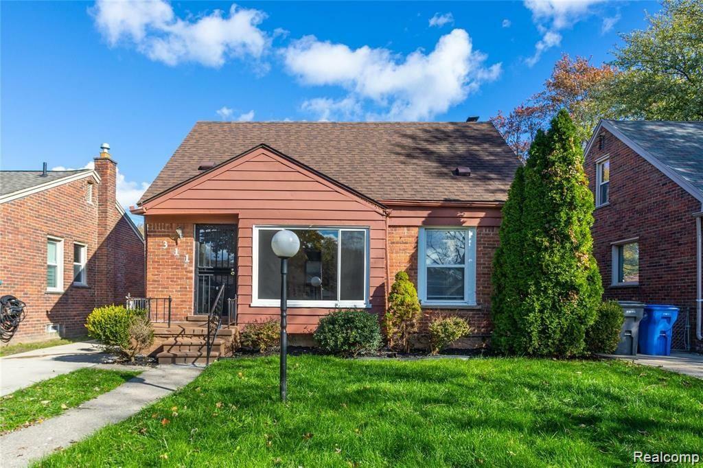 Property Photo: 311 Amherst Street MI 48141 1282