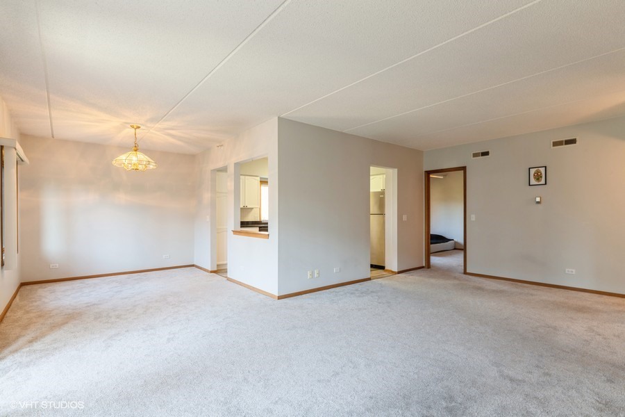 Property Photo:  1685 Mill Street 503  IL 60016 