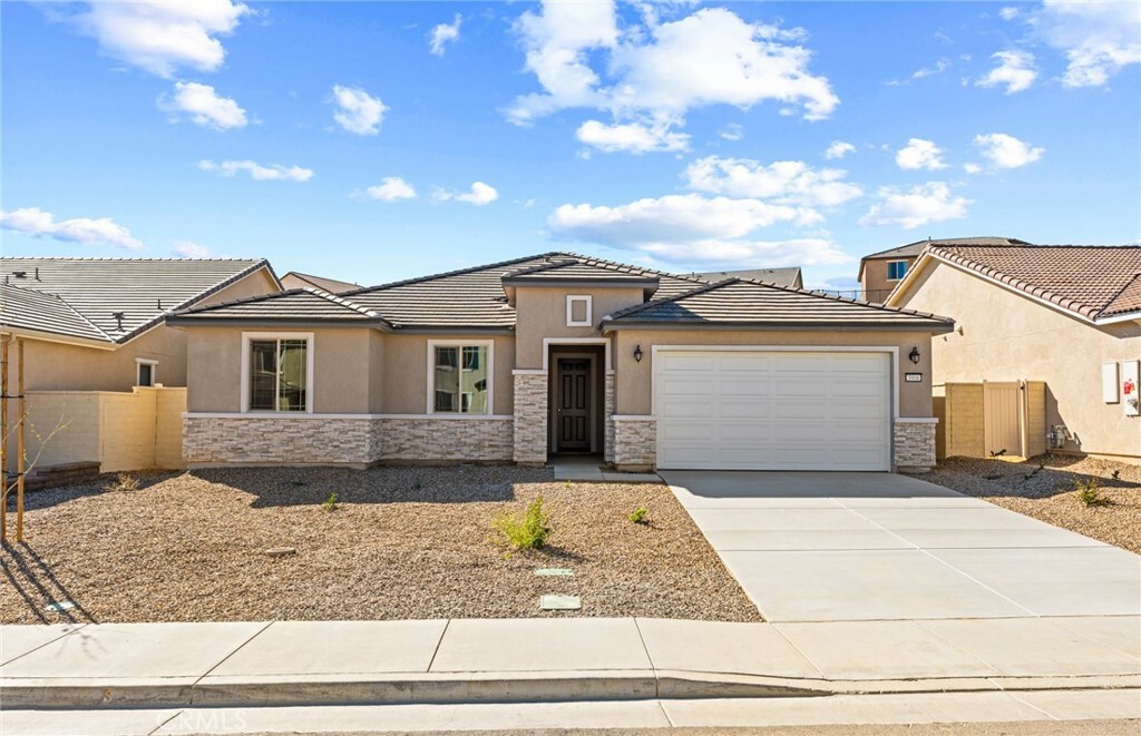 Property Photo: 3908 Hudson Lane CA 92530