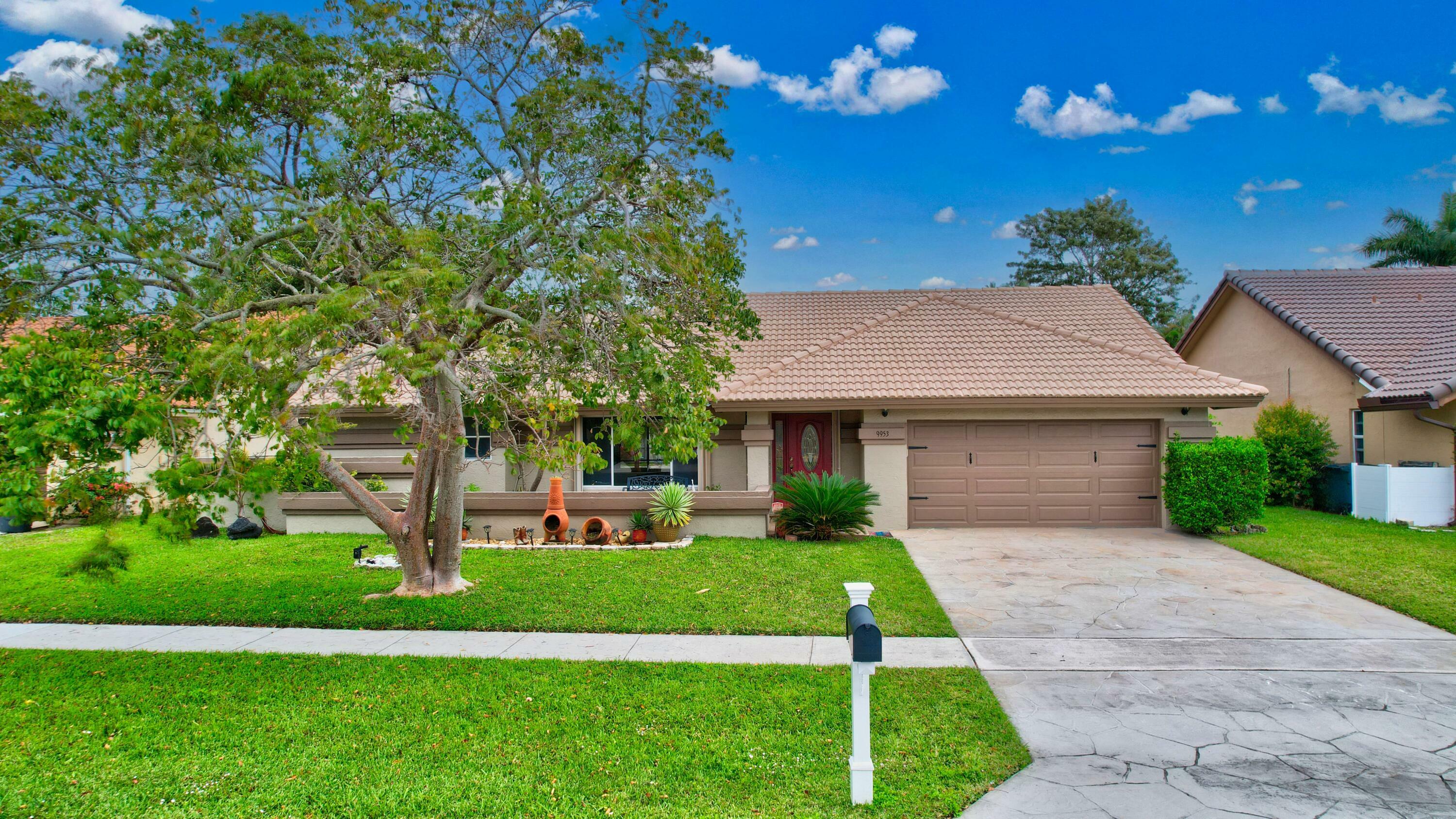 Property Photo:  9953 Majestic Way  FL 33437 