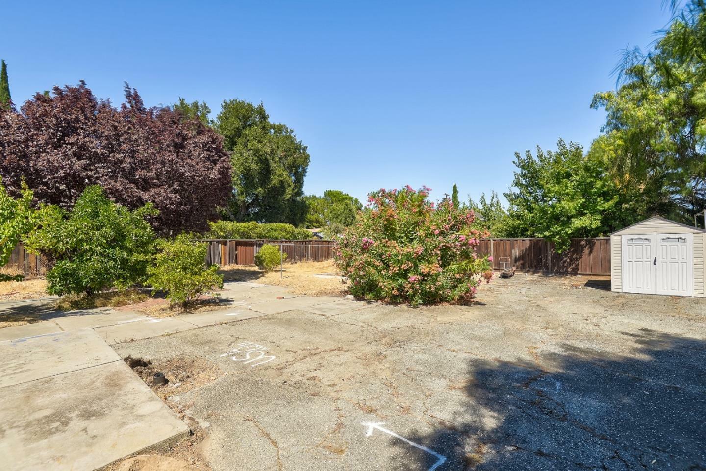 Property Photo:  10200 North Stelling Road  CA 95014 