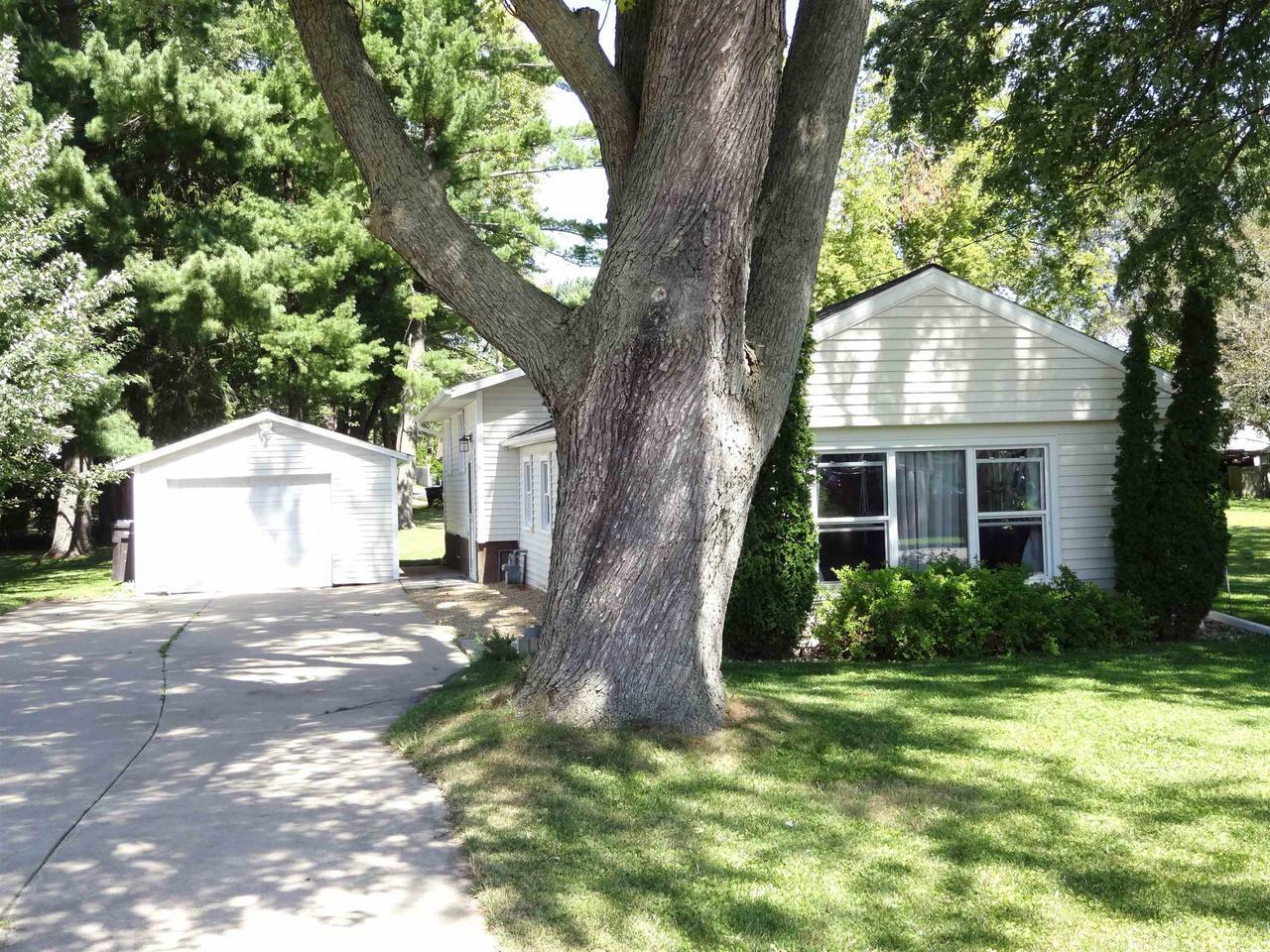 Property Photo:  4476 2nd Street  WI 53598 