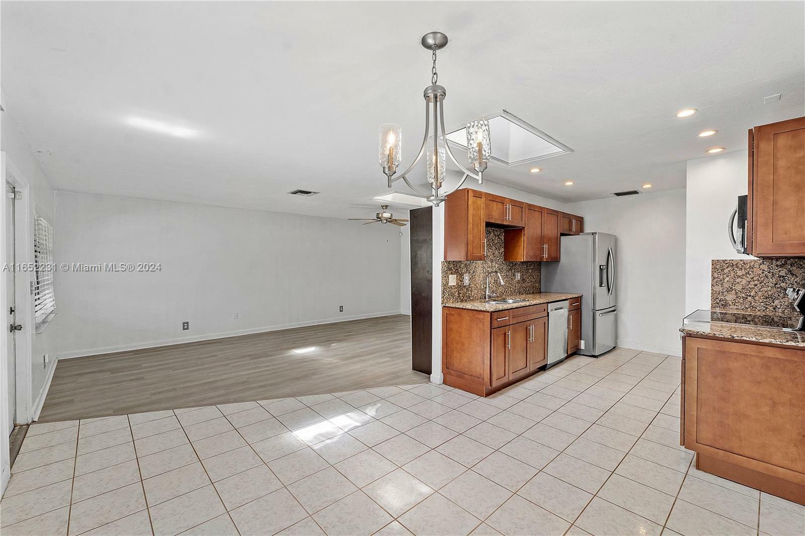 Property Photo:  3424 Christopher St 3424  FL 33417 