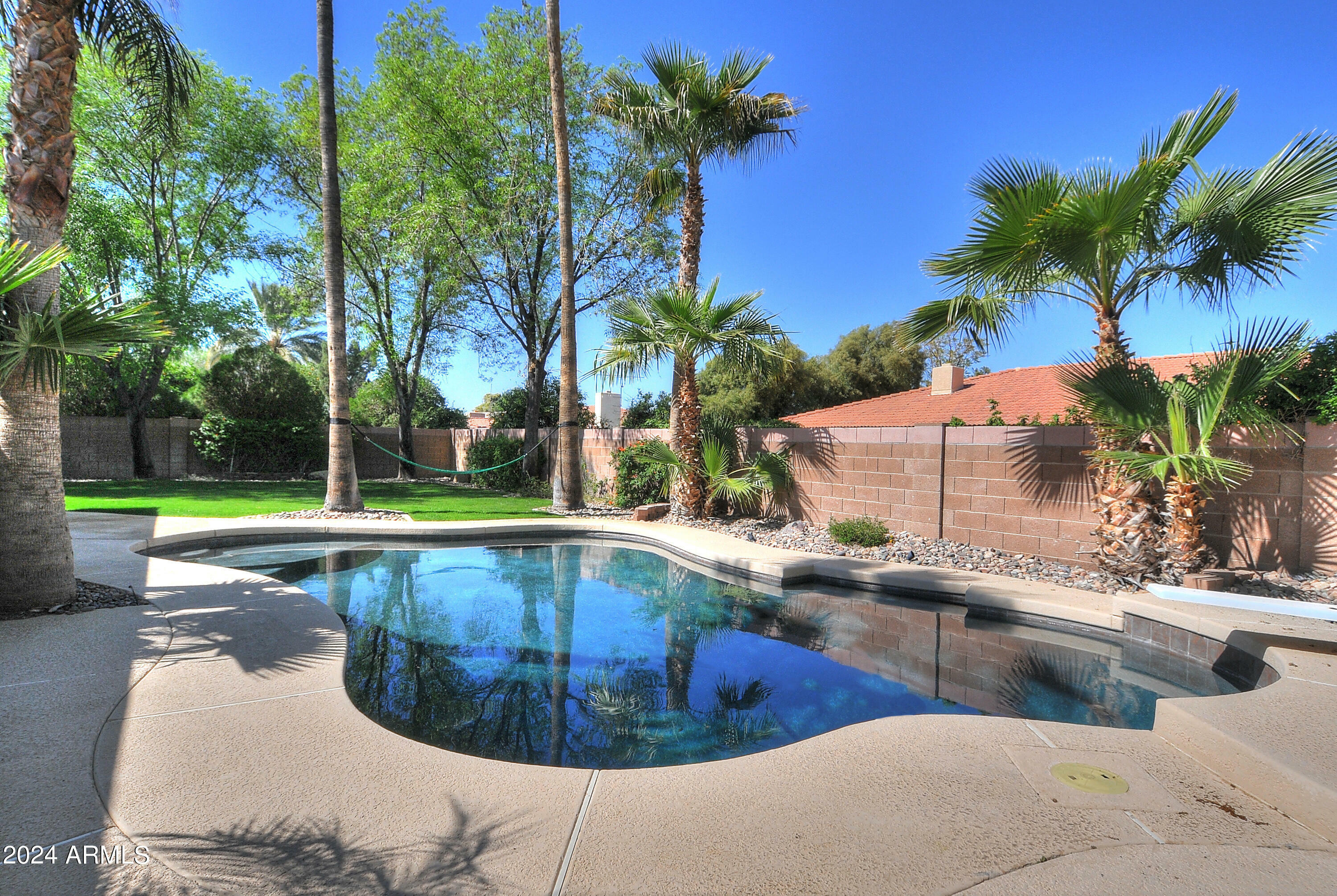 Property Photo:  2702 E Cortez Street  AZ 85028 