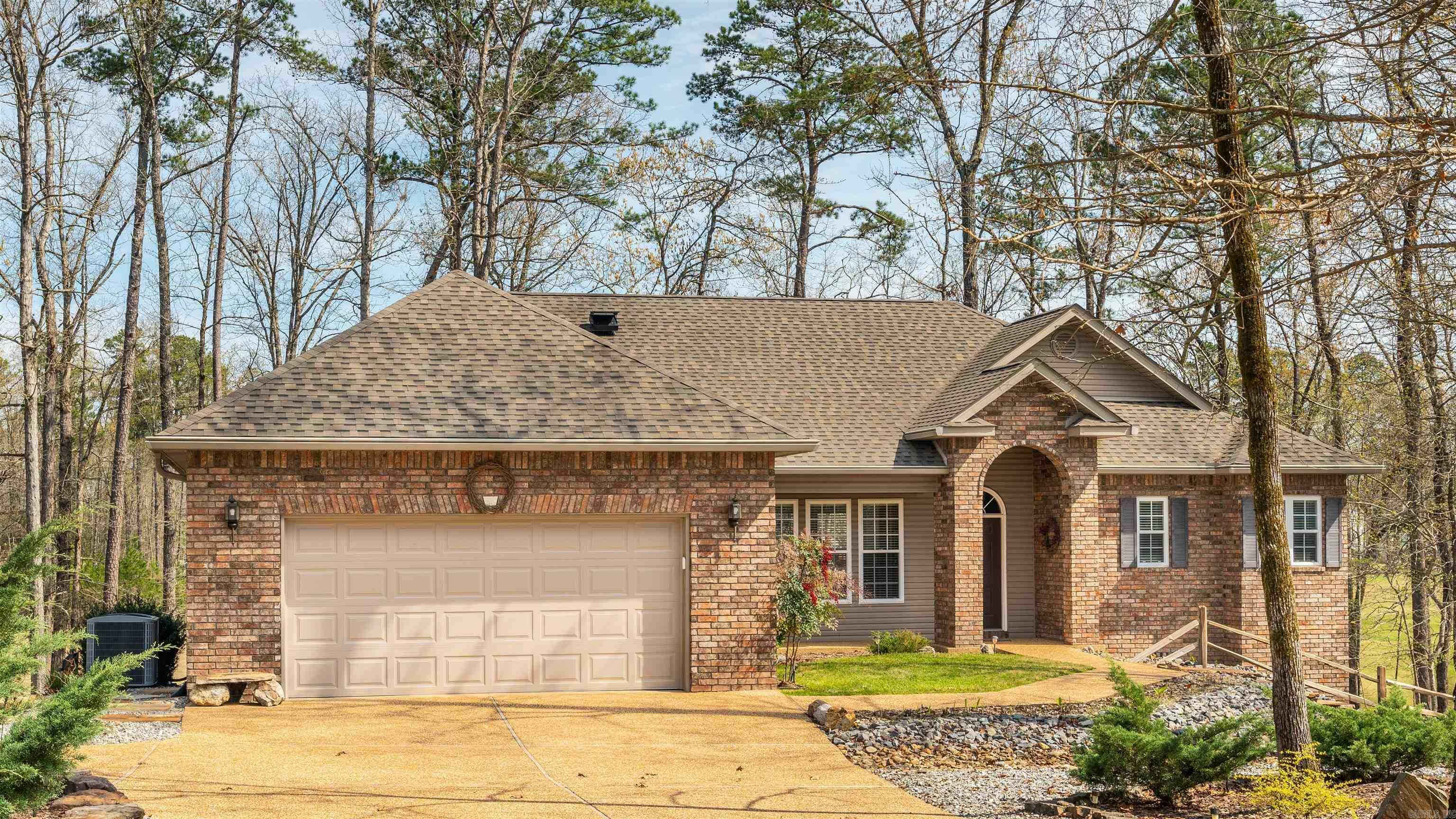 Property Photo:  13 Paraiso Lane  AR 71909 