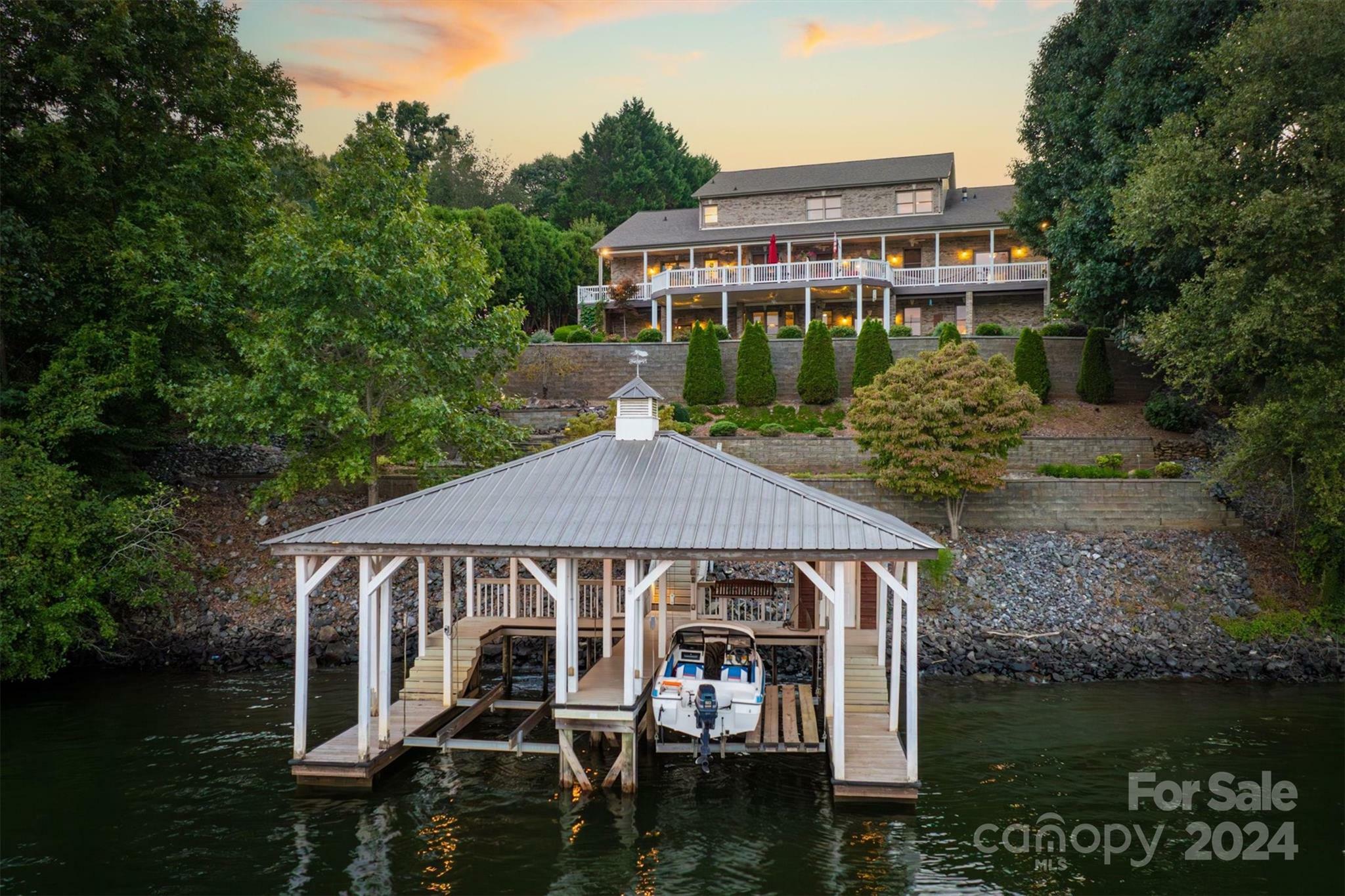 Property Photo:  34 Sandbar Drive  NC 28681 