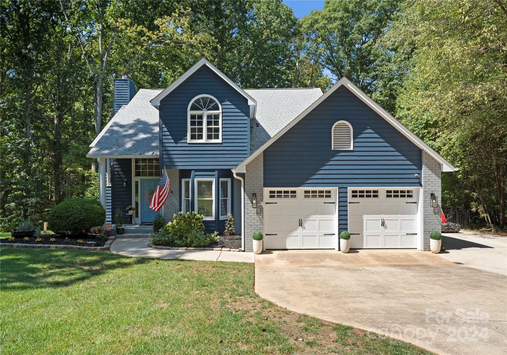 Property Photo:  121 Sycamore Slope Lane  NC 28117 