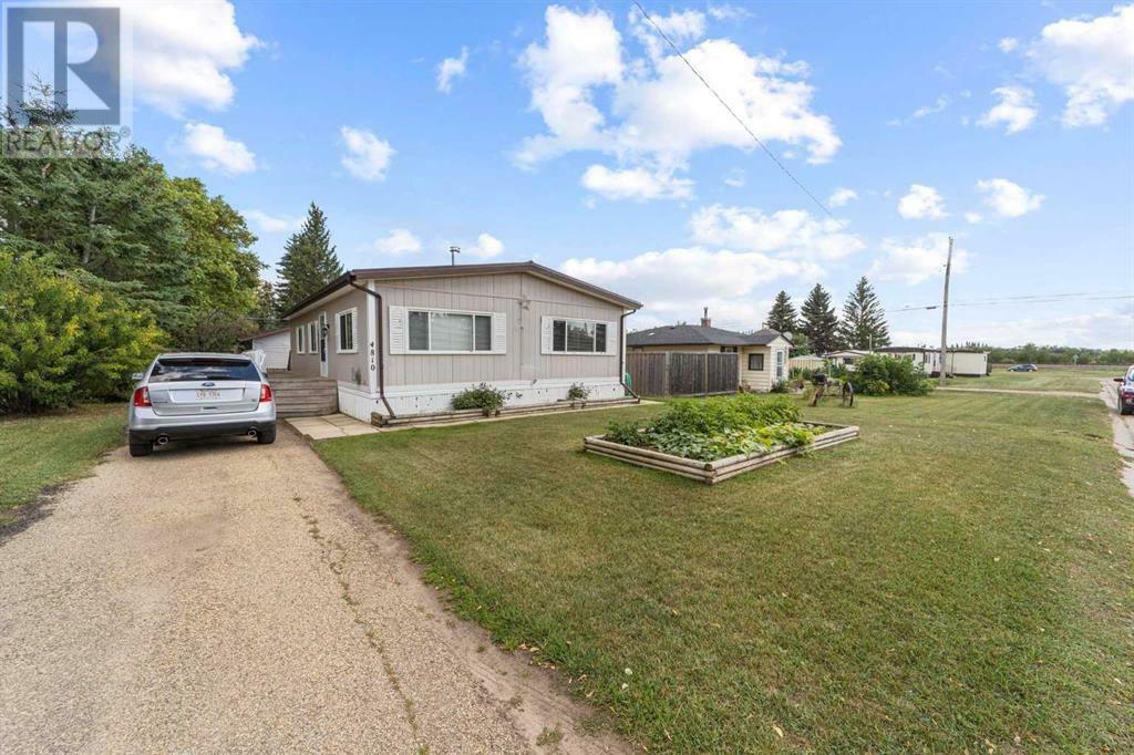 Property Photo:  4810 52 Street  AB T0B 4C0 