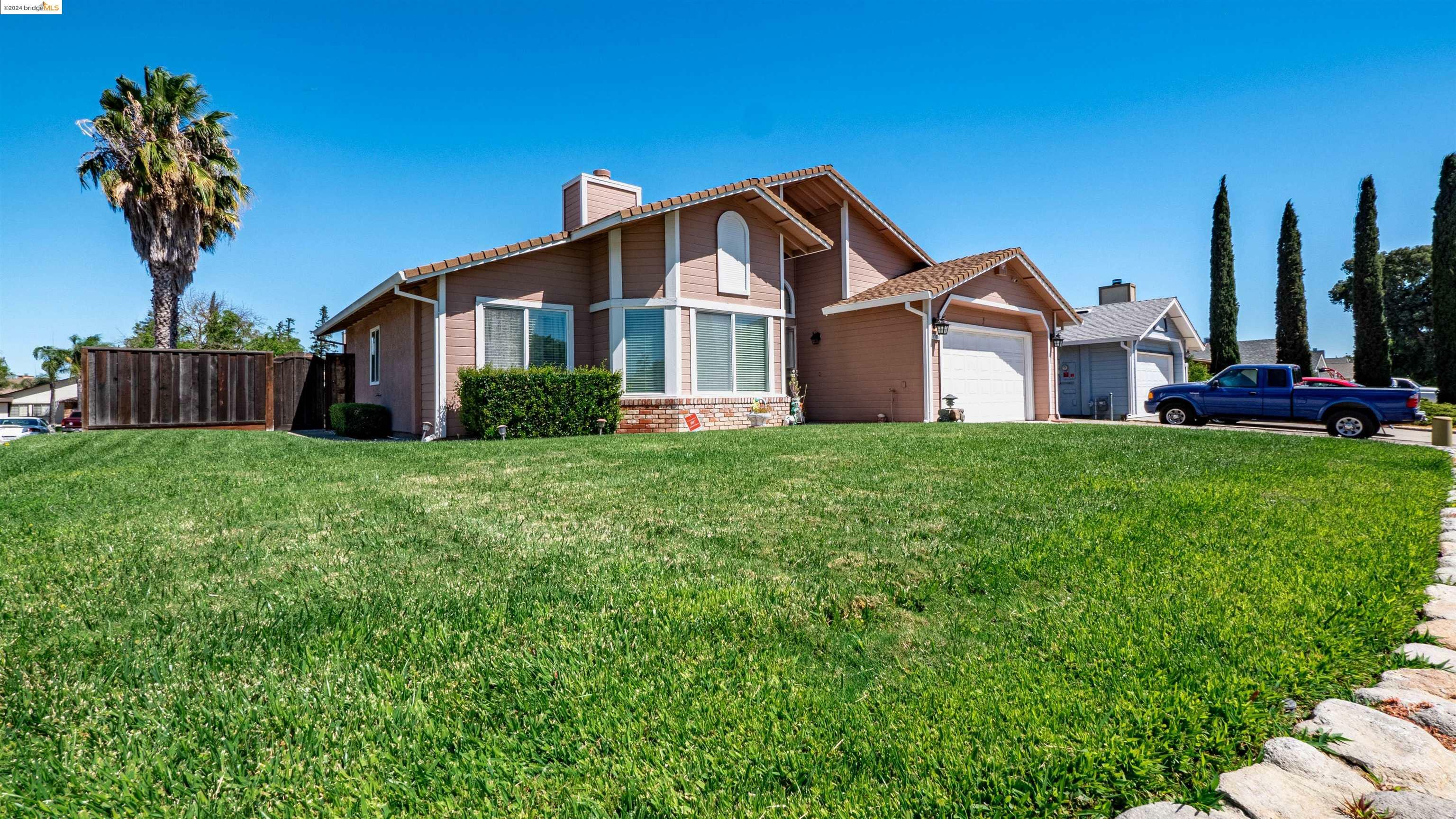 Property Photo:  1770 Gateway Dr  CA 94561 