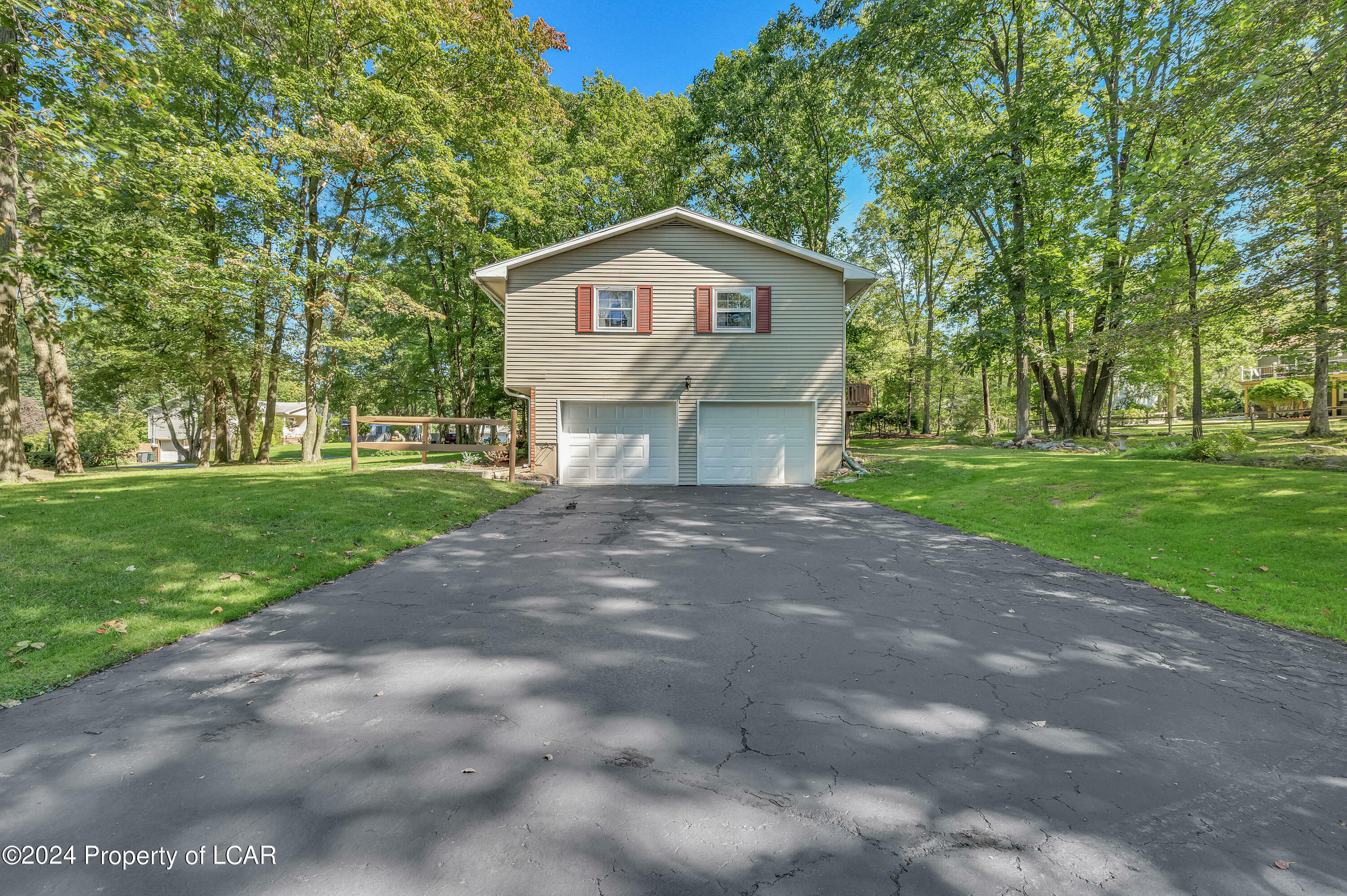 Property Photo:  20 Farmhouse Road  PA 18707 