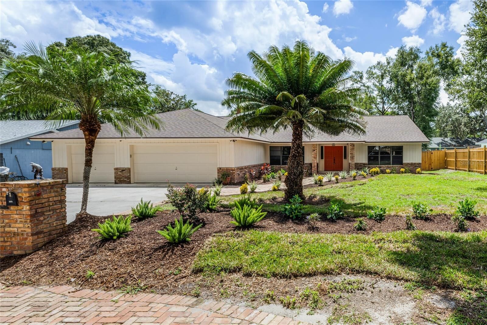 Property Photo:  991 Arden Street  FL 32750 
