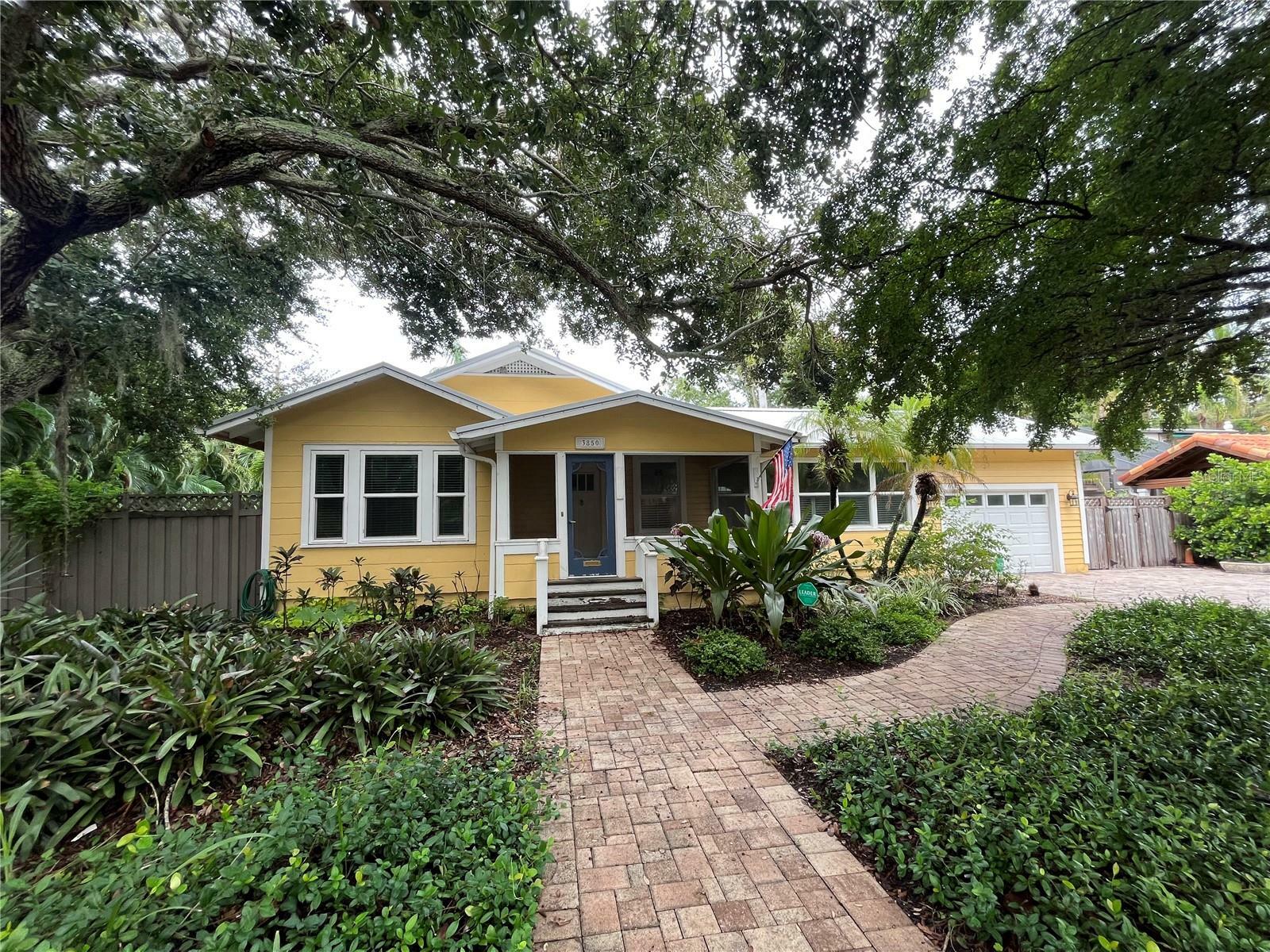 3850 Flores Avenue  Sarasota FL 34239 photo