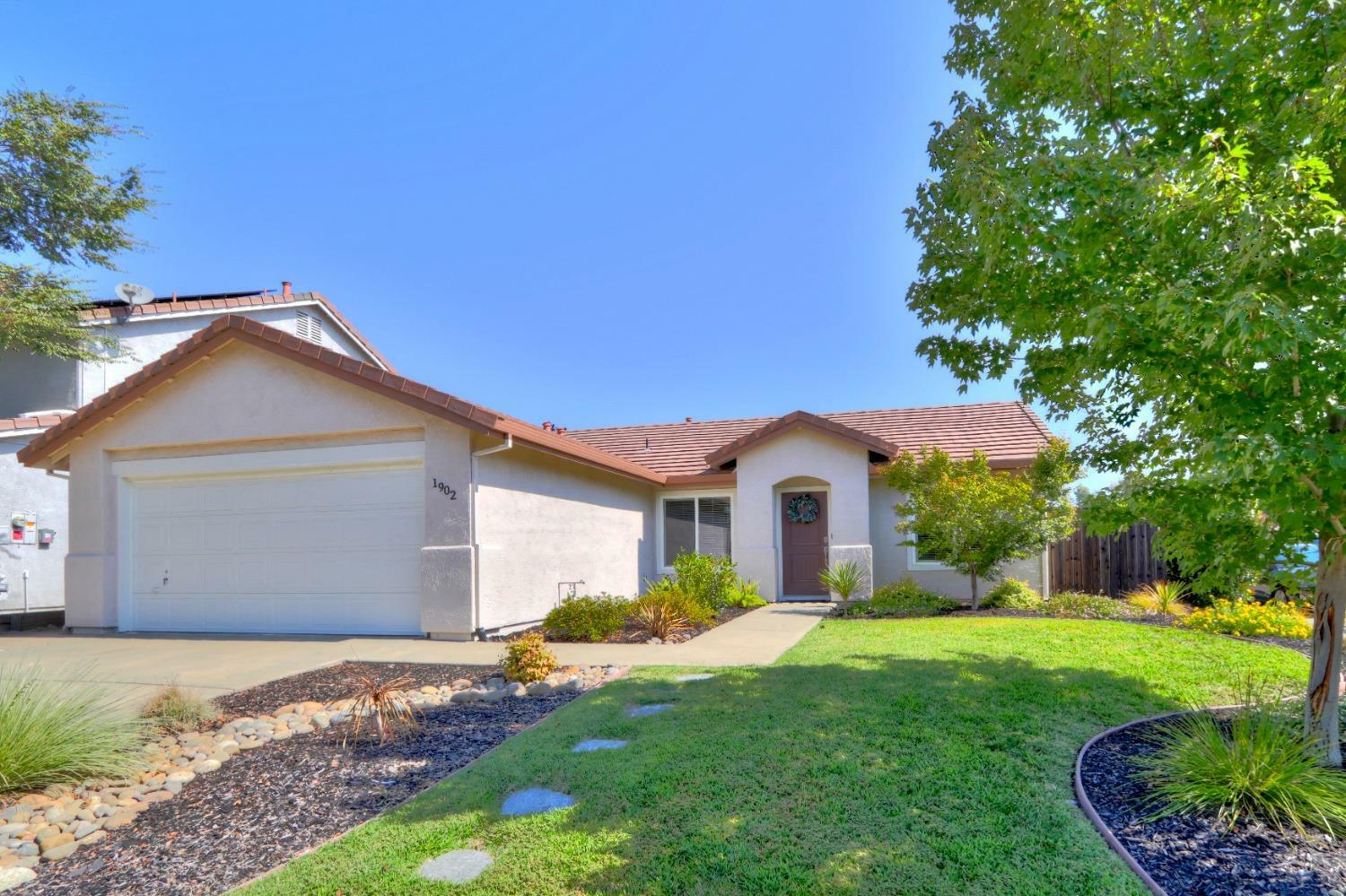 Property Photo:  1902 Crystal Court  CA 95765 