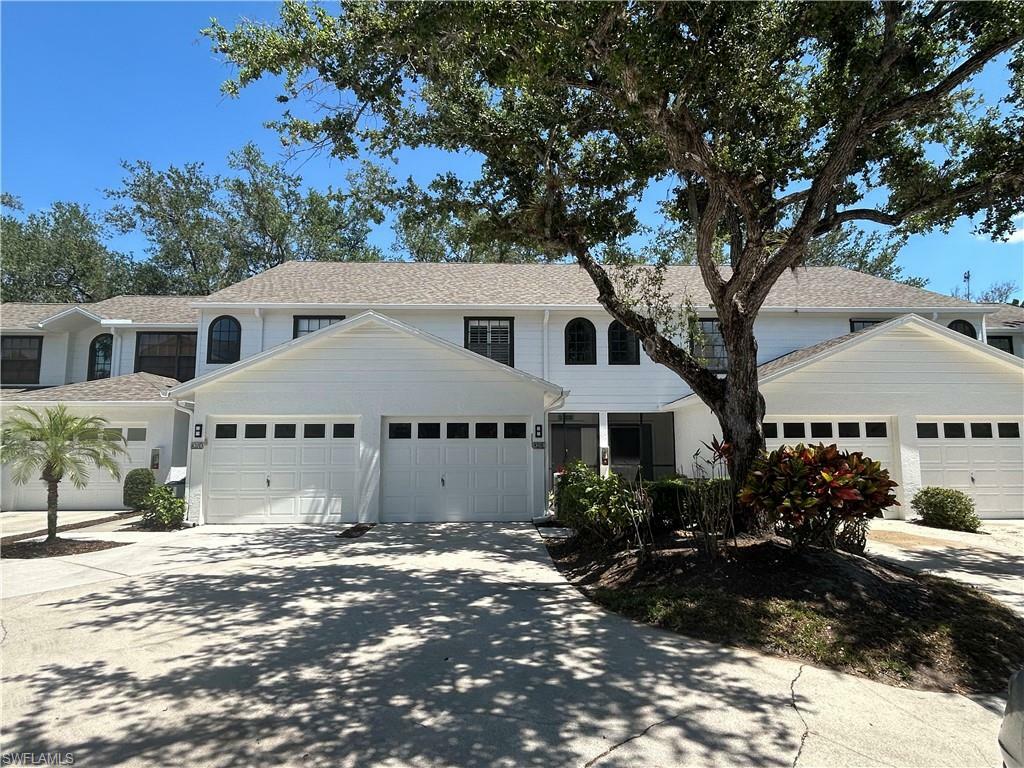 Property Photo: 820 Meadowland Dr E FL 34108
