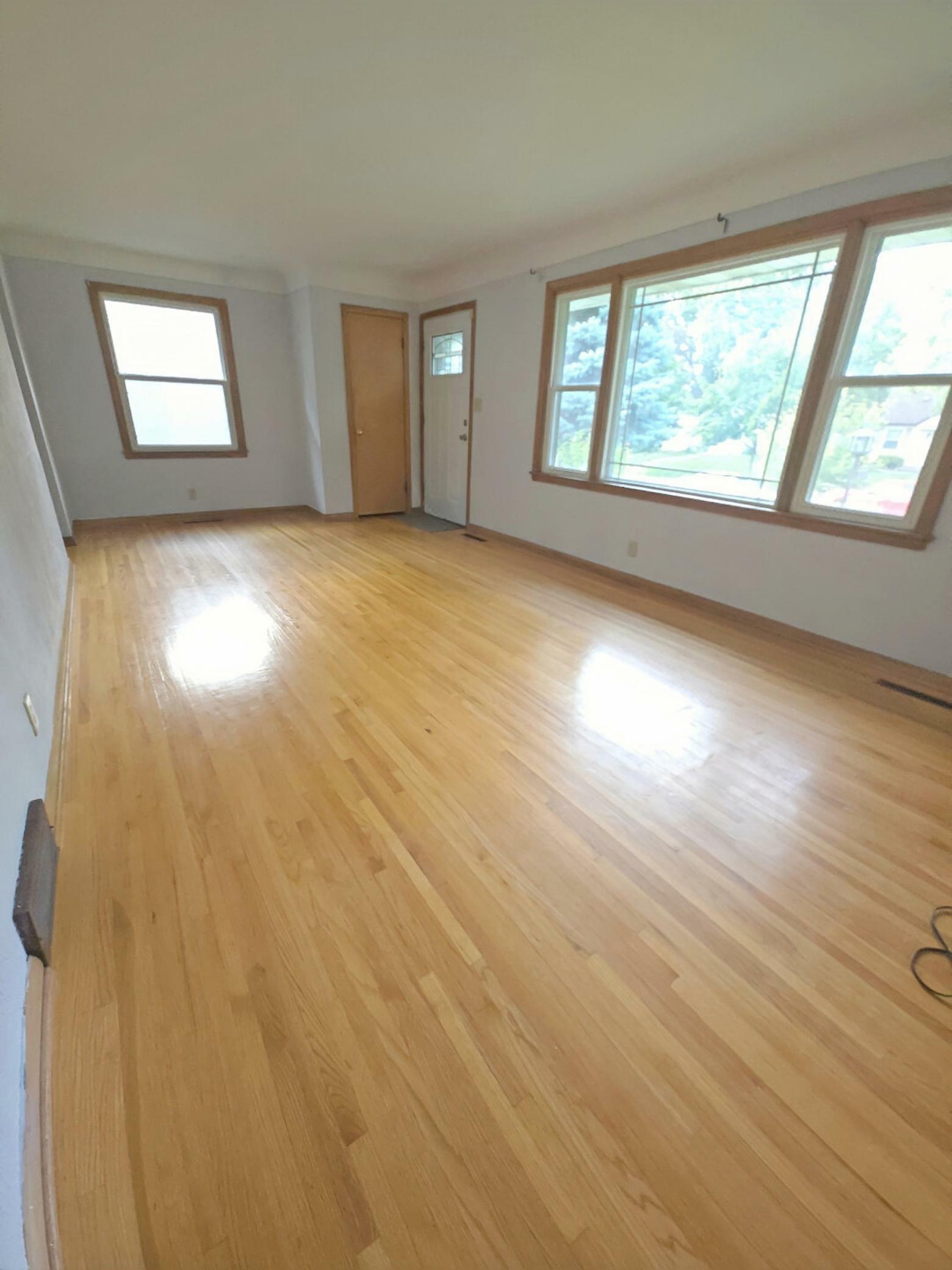 Property Photo:  1738 6th Street E  MN 55106 