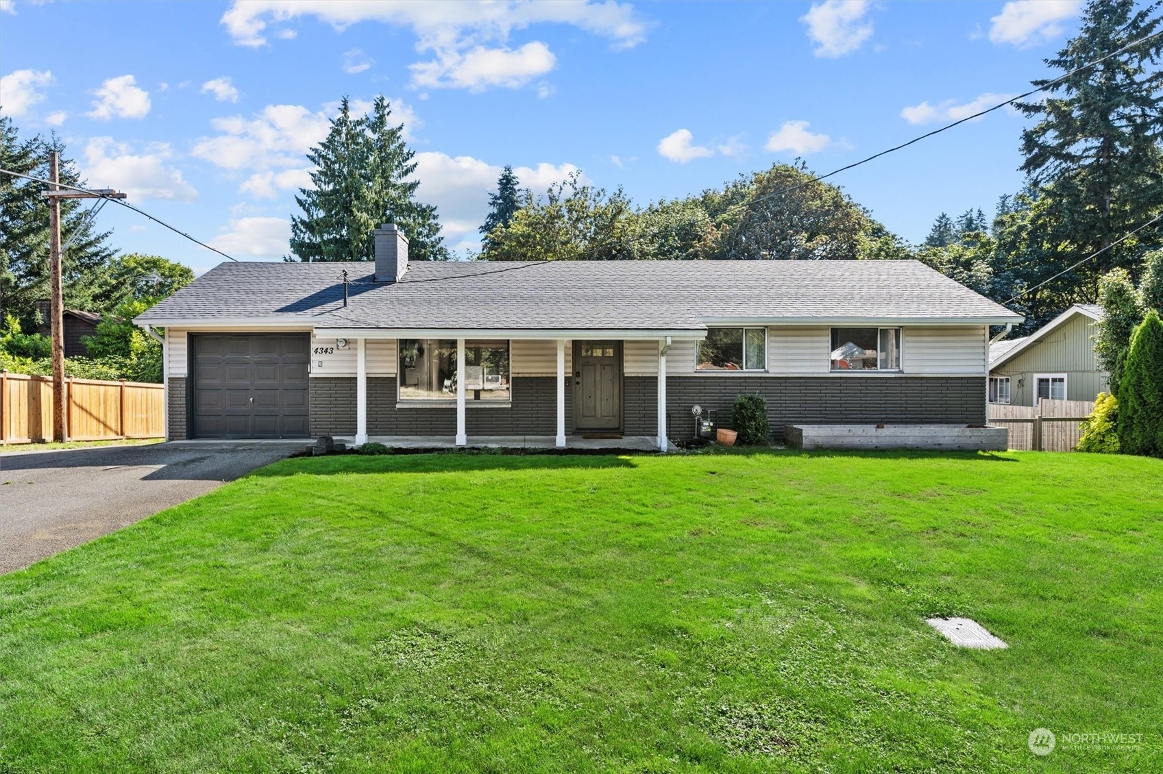 Property Photo:  4343 S 254th Street  WA 98032 