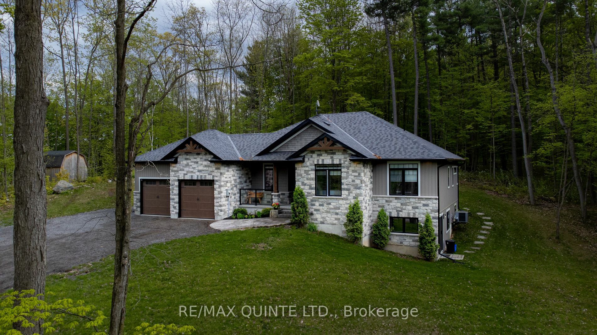 Property Photo:  560 Clearview Rd  ON K0K 3E0 