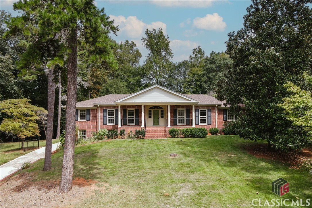 Property Photo:  270 Riverhill Drive  GA 30606 