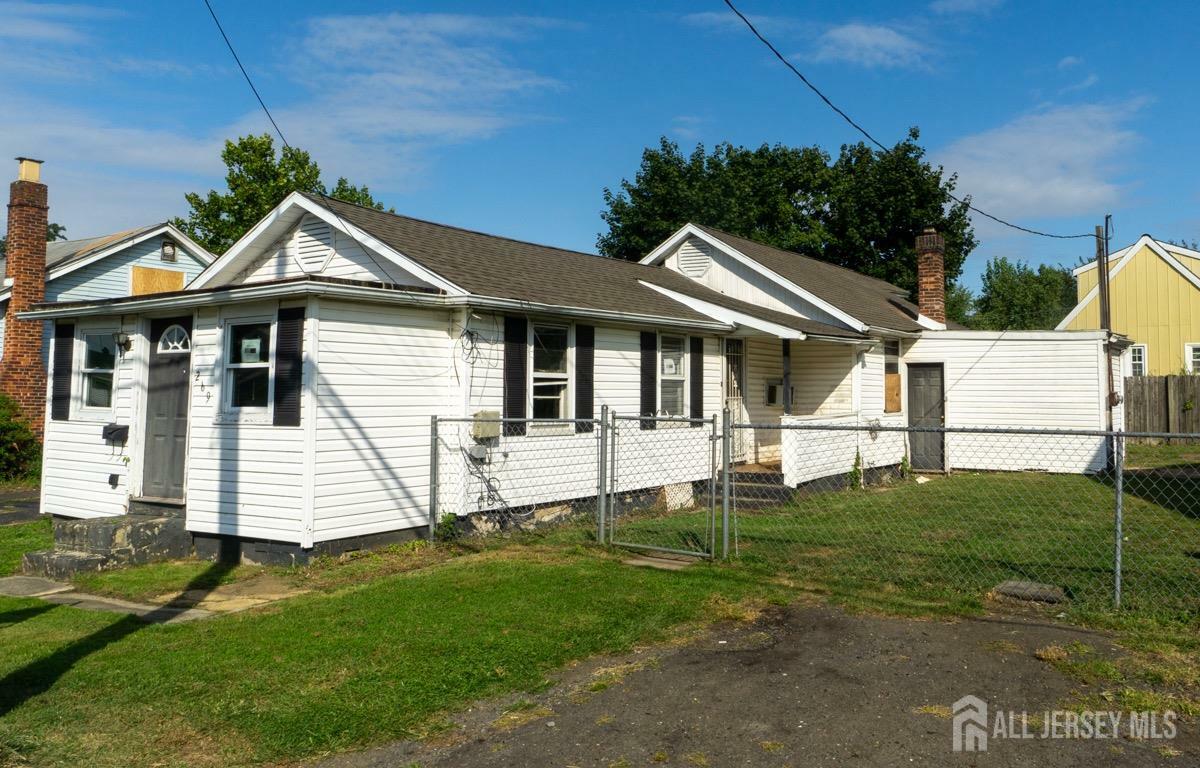 Property Photo:  269 Garfield Avenue  NJ 08879 