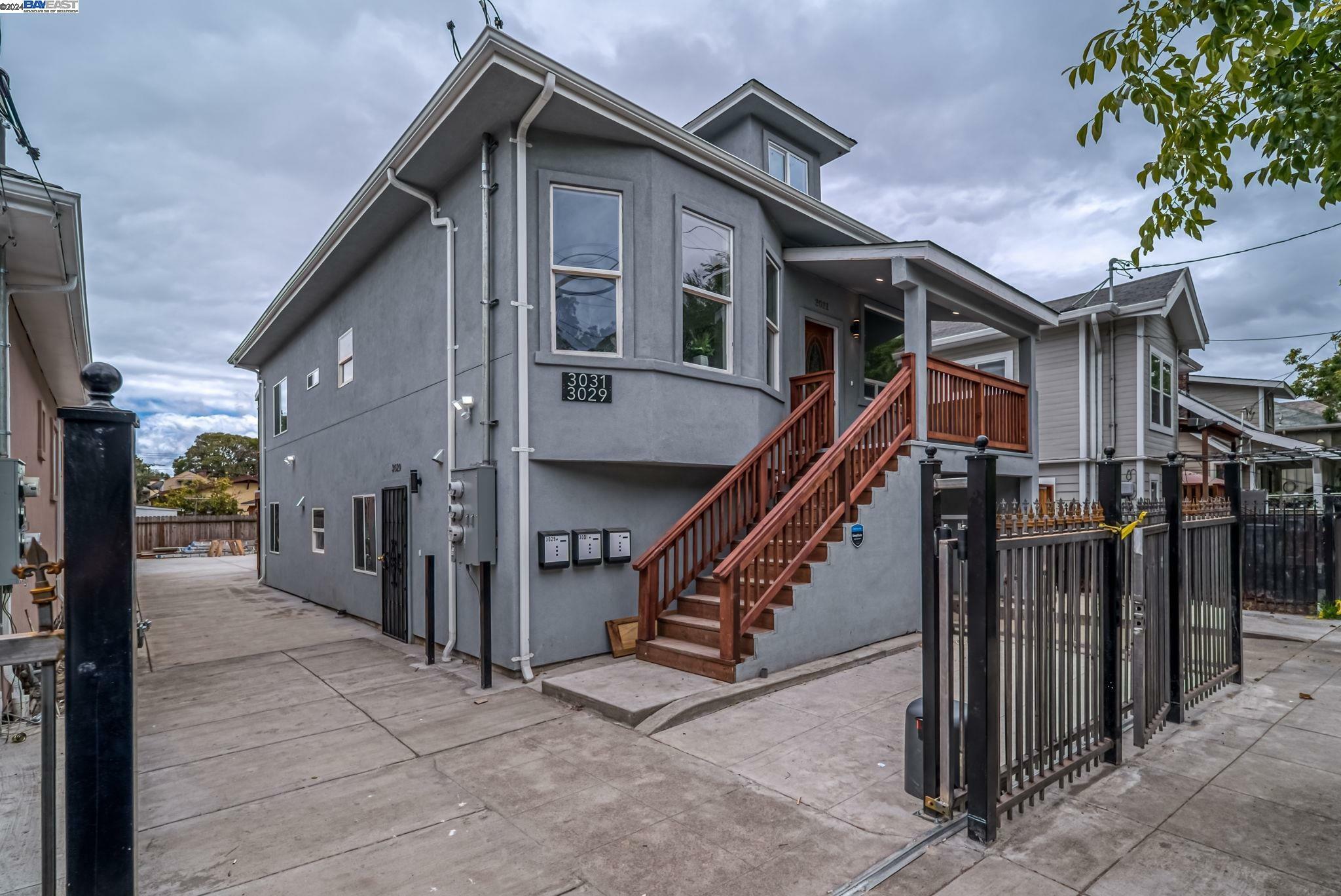 3031 Logan St  Oakland CA 94601 photo