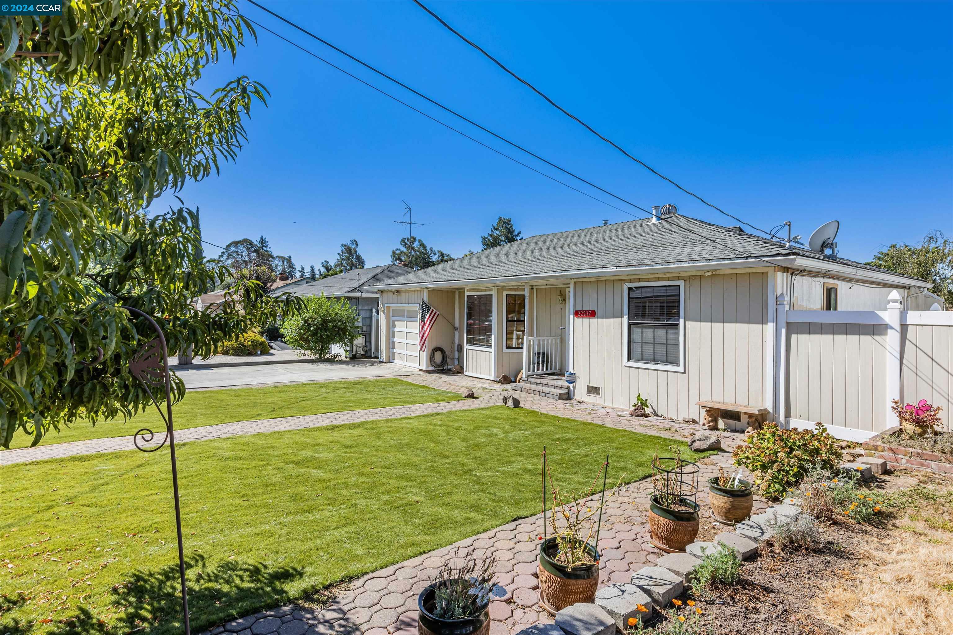 Property Photo:  22237 Queen St  CA 94546 