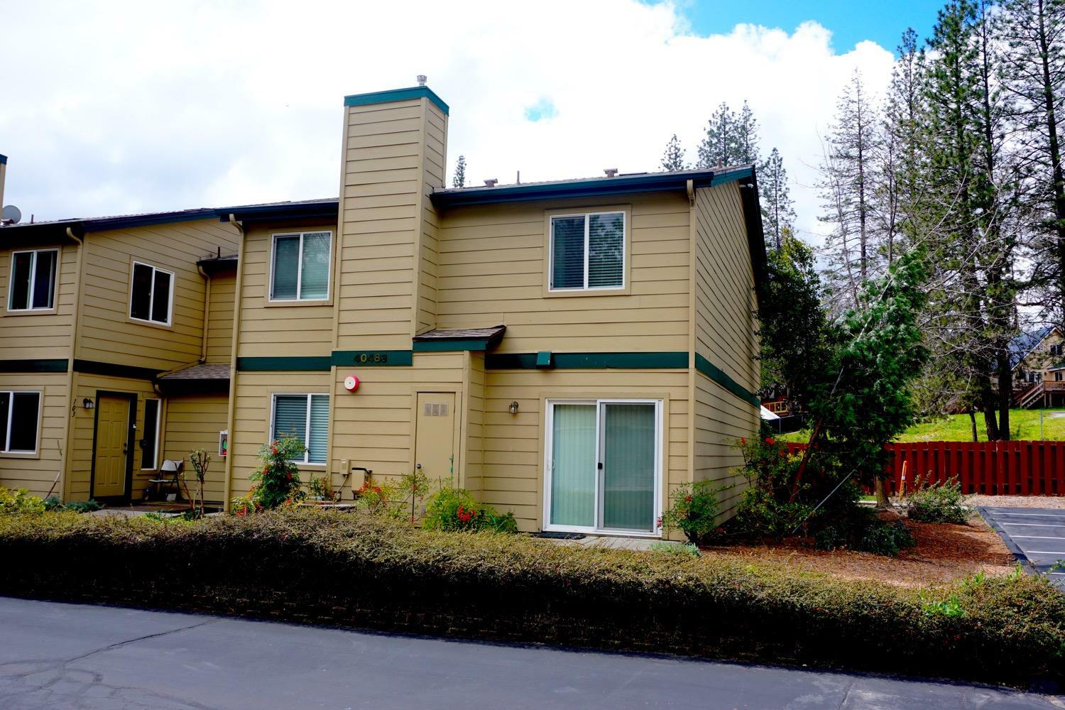 Property Photo:  40483 Road 222 101  CA 93604 