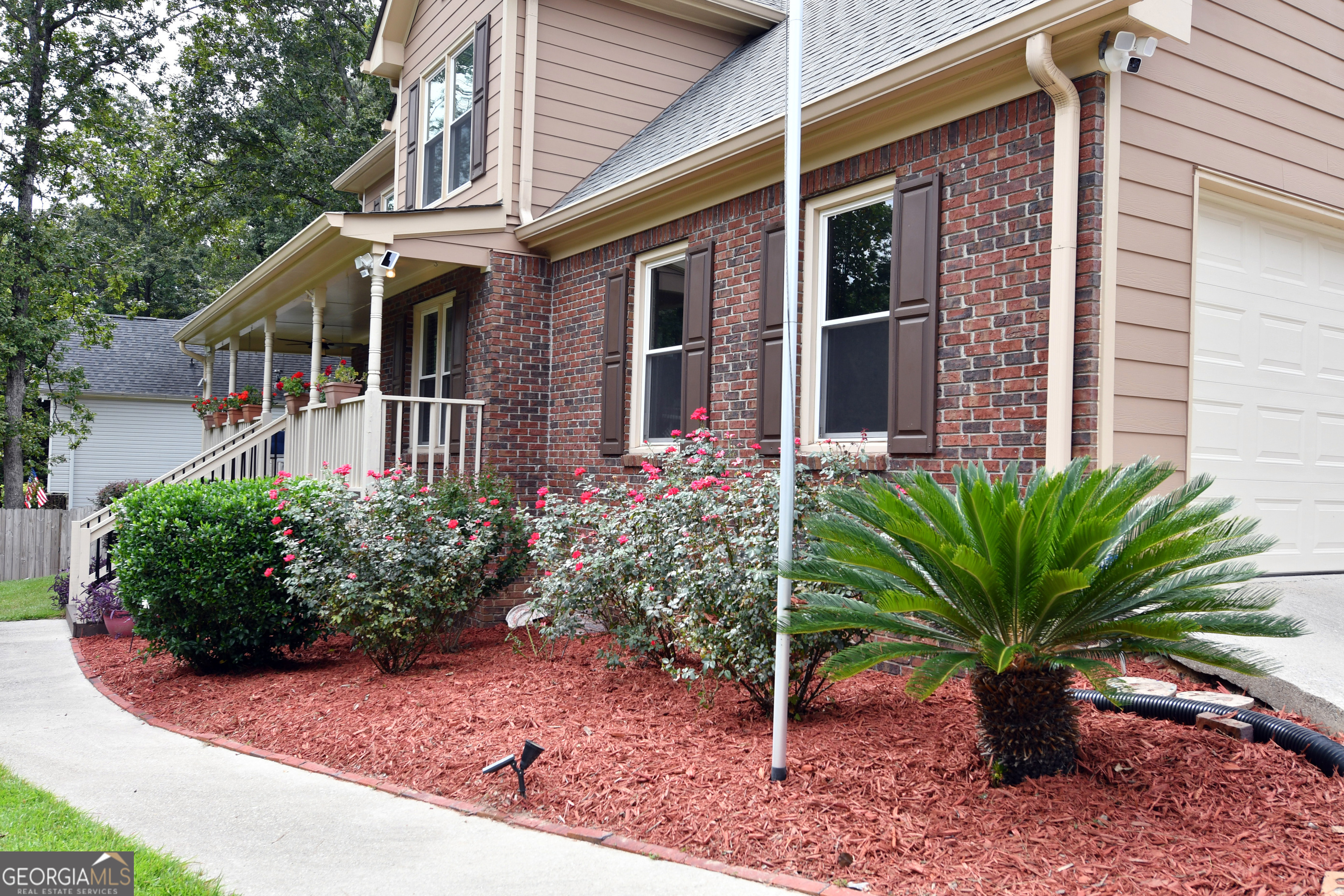 Property Photo:  6525 Shady Valley Drive  GA 30542 