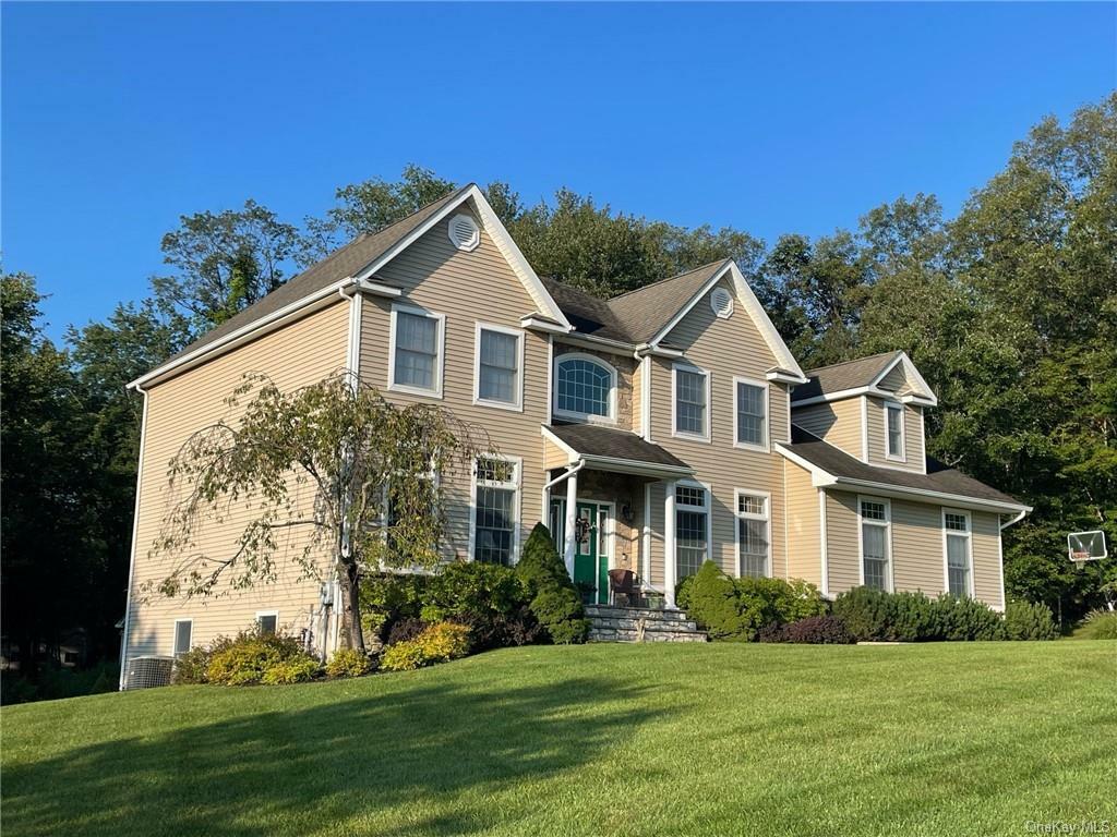 Property Photo:  5 Brayfield Court  NY 10980 