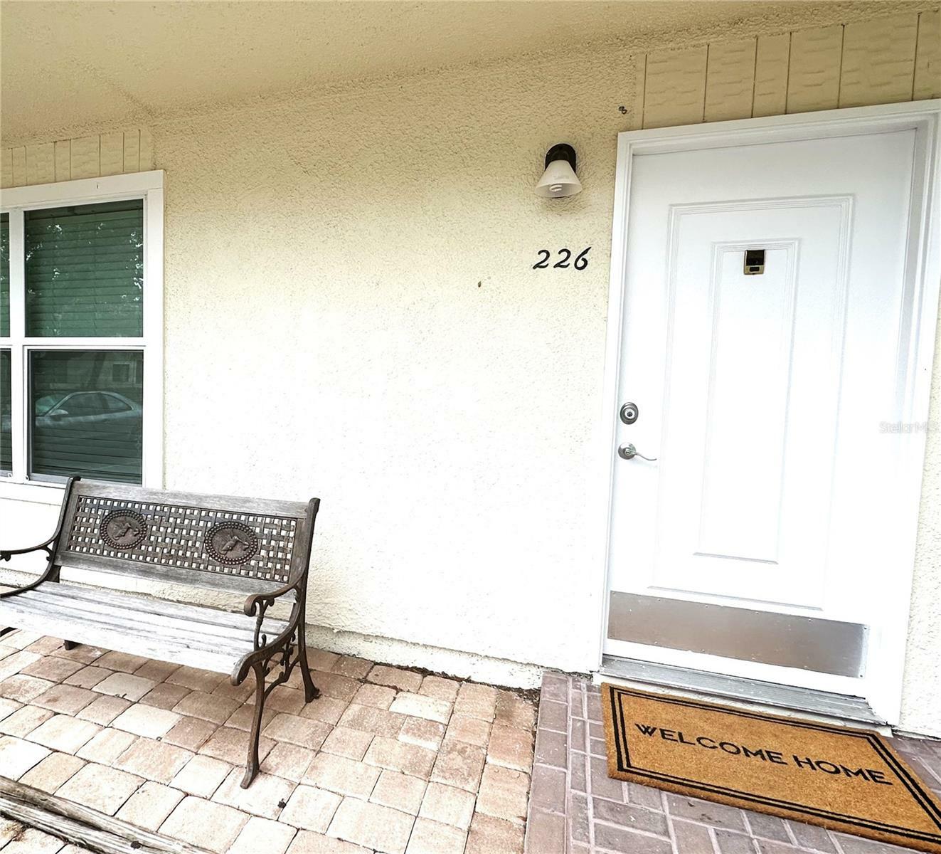 Property Photo:  226 Amherst Avenue 103  FL 34232 