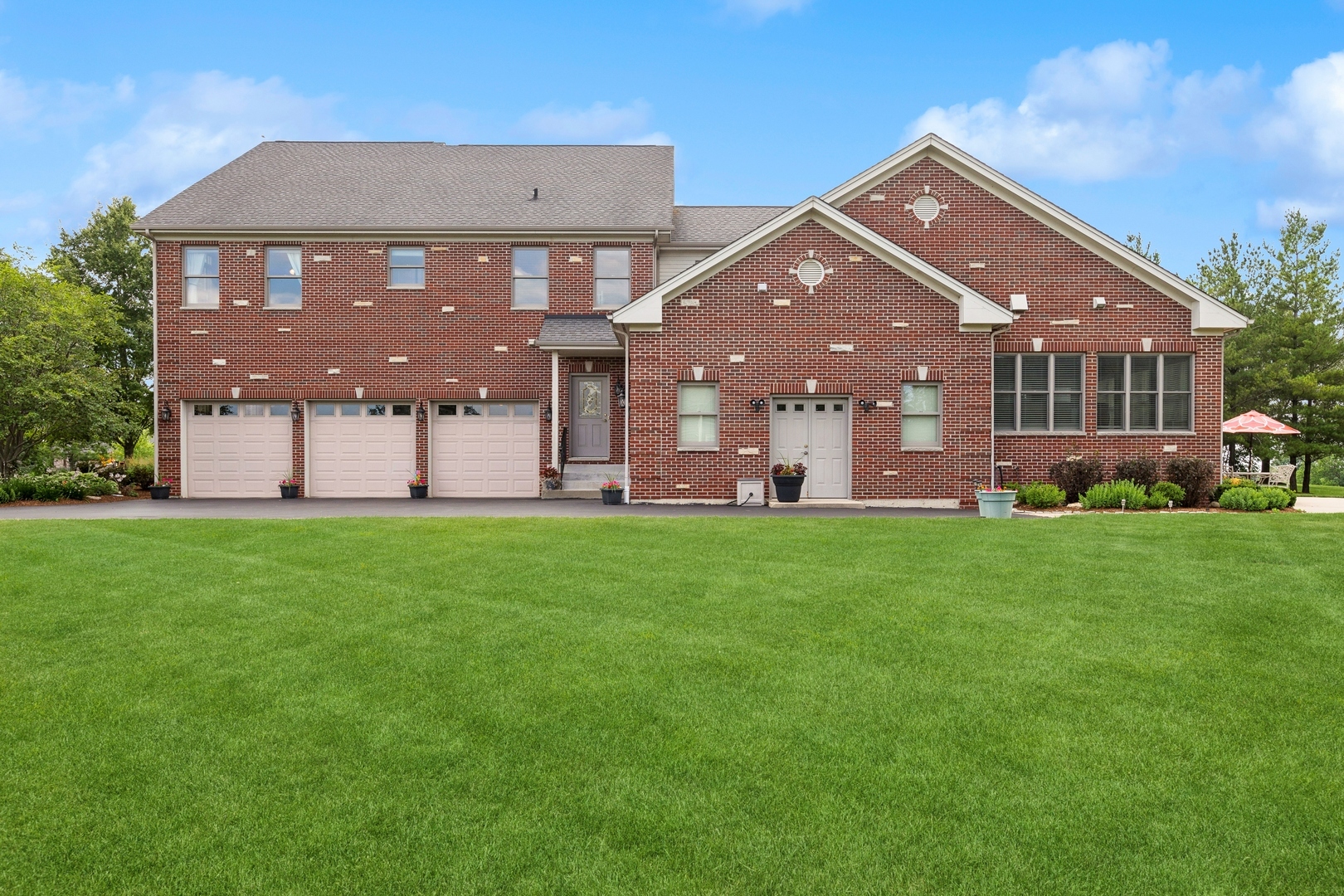 Property Photo:  9804 Palmer Drive  IL 60014 