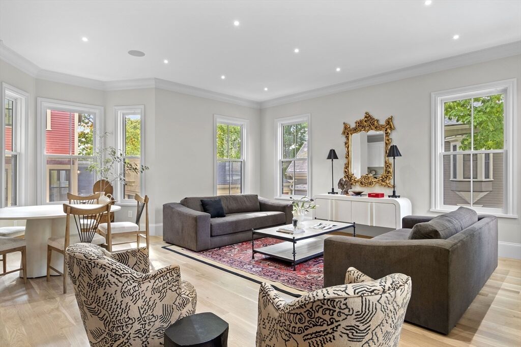 Property Photo: 17 Alveston St B MA 02130
