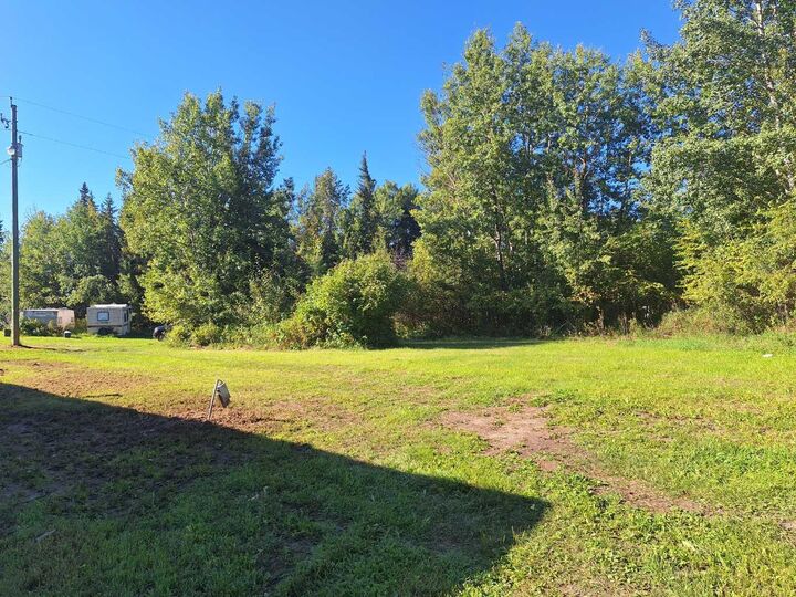 Property Photo: 15041 Twp Rd 674A AB T0A 2C0
