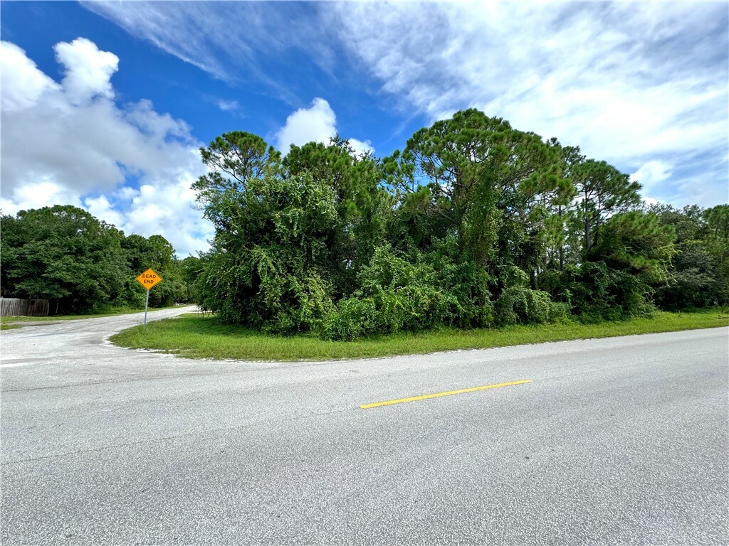 Property Photo:  9550 79th Street  FL 32967 