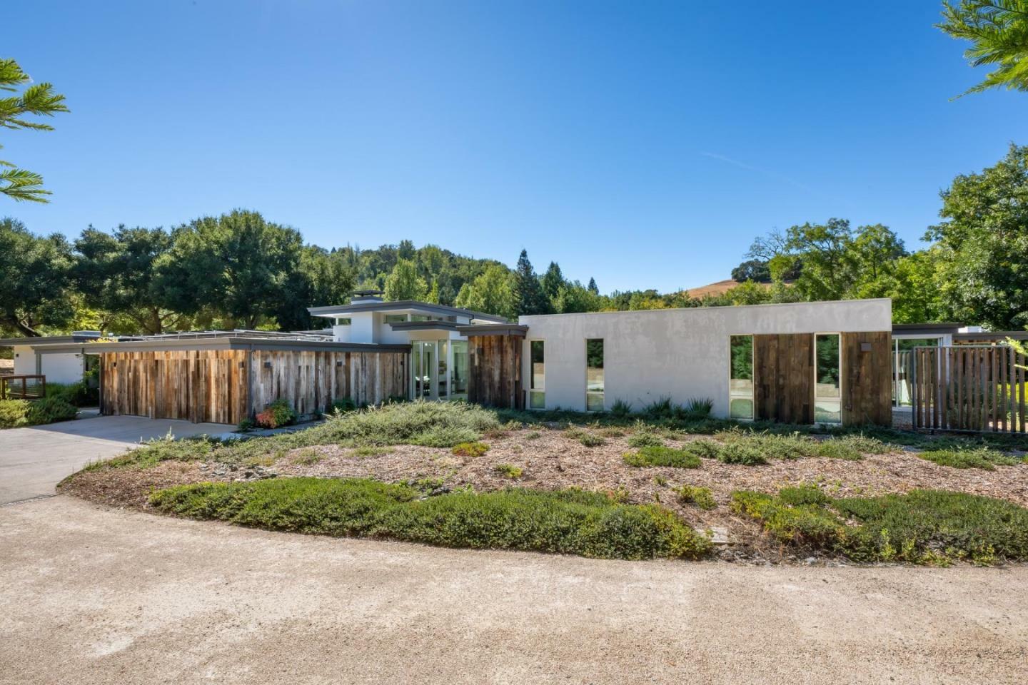 Property Photo:  805 Los Trancos Road  CA 94028 