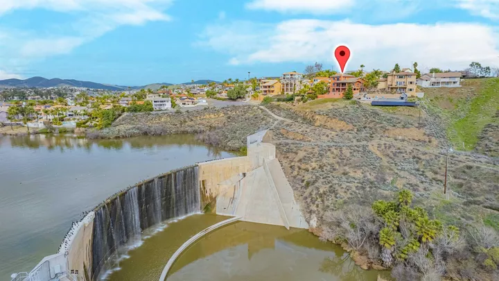 Property Photo:  30619 Wood Duck Pl  CA 92587 