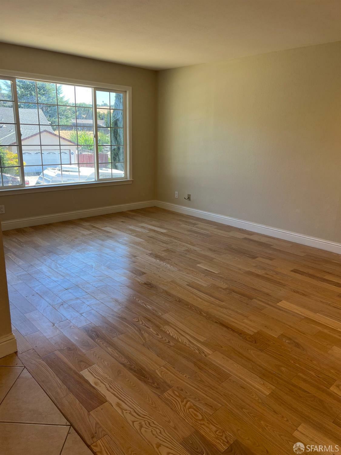 Property Photo:  821 Tradewind Lane  CA 94572 