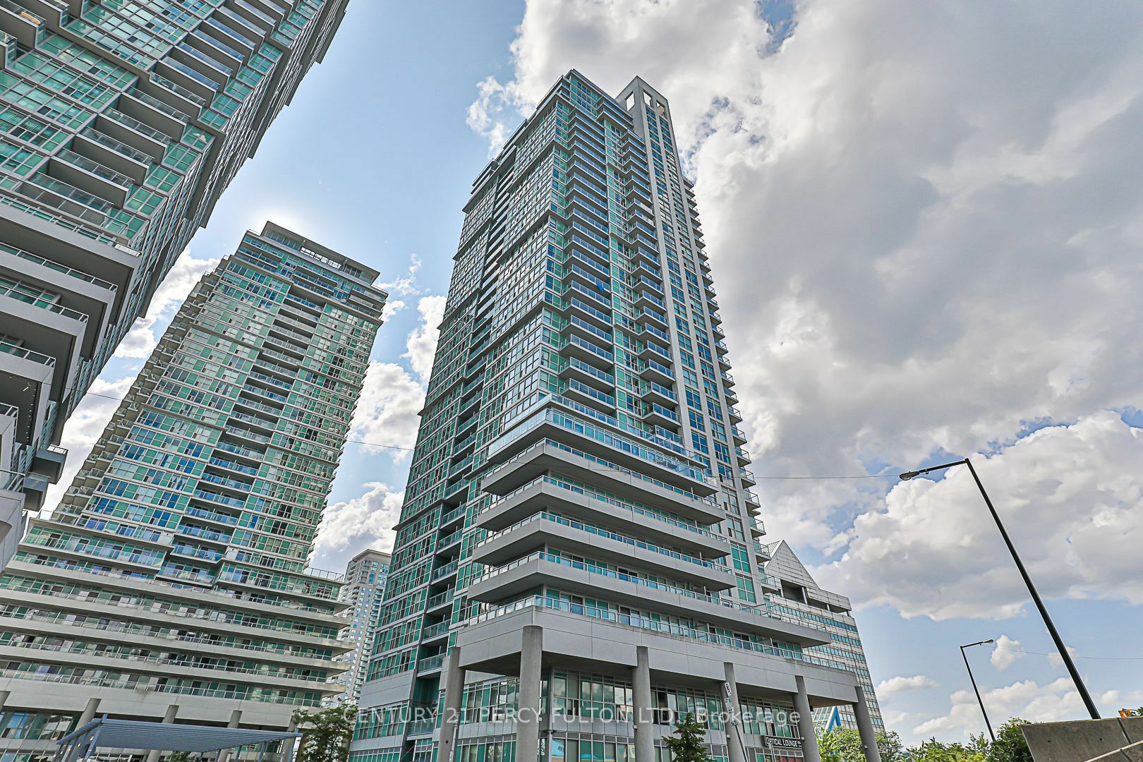 70 Town Centre Crt 504  Toronto ON M1P 0B2 photo