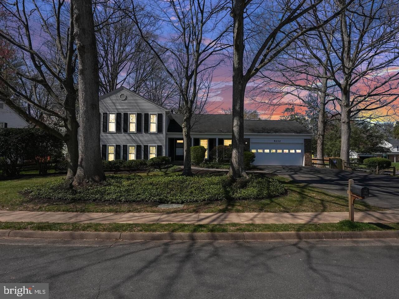 Property Photo: 5112 Bradfield Drive VA 22003