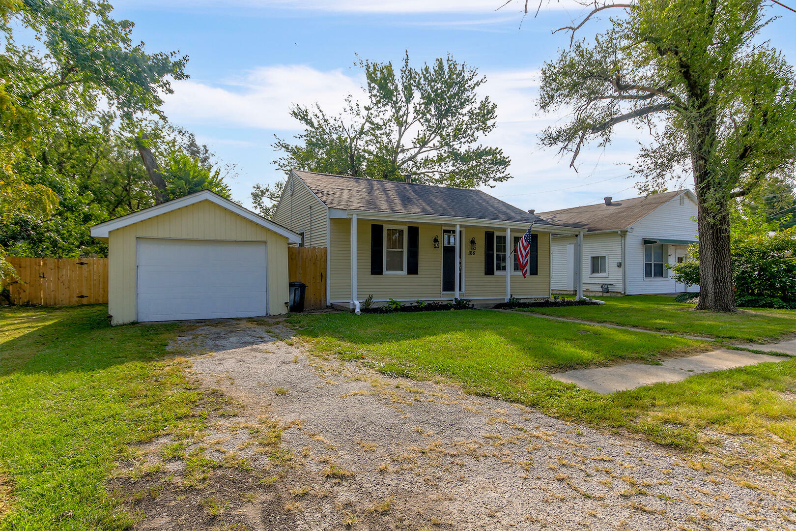 Property Photo:  108 Wesley Ave  MO 65255 