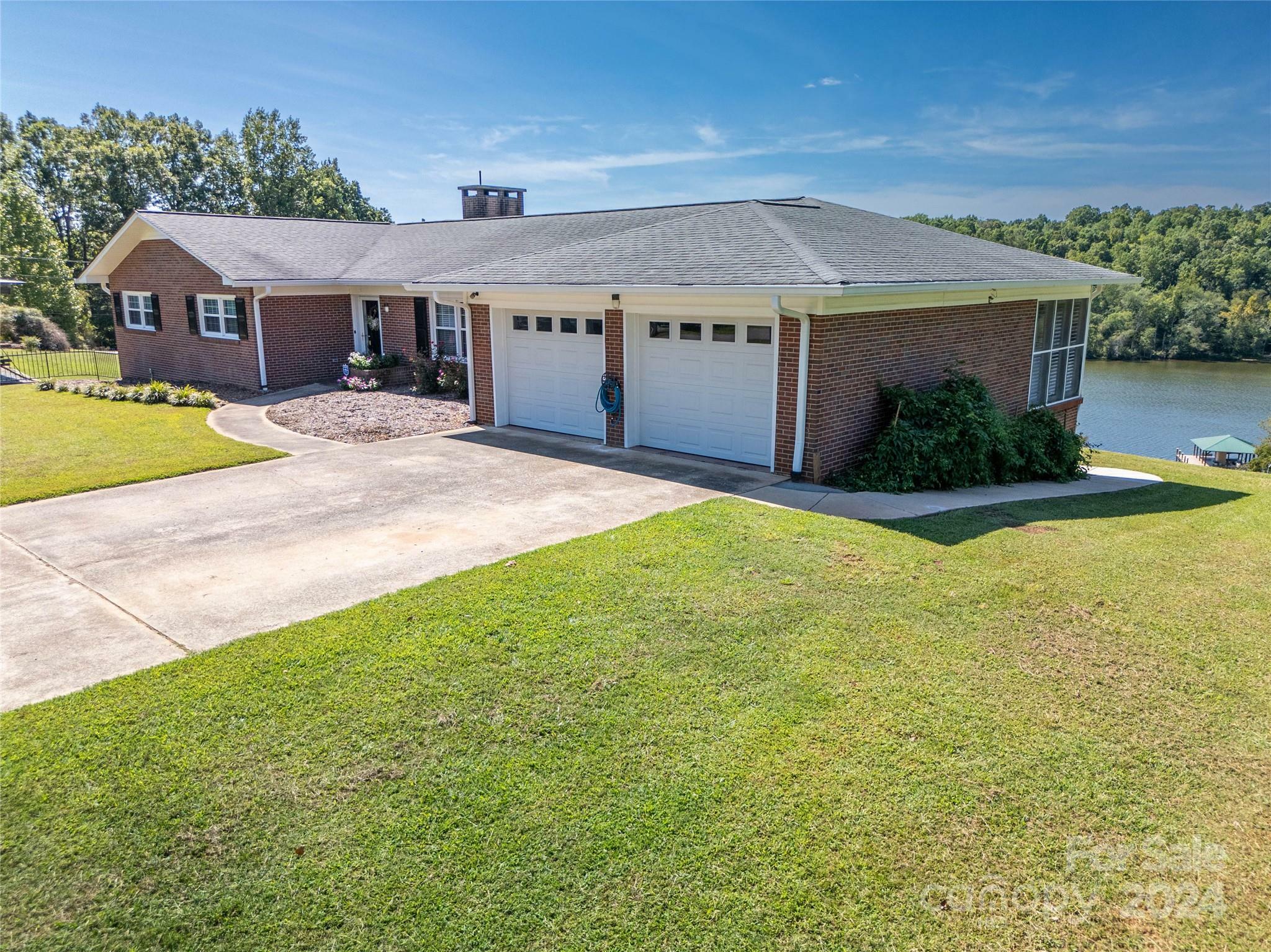 Property Photo:  4860 Midway Sand Road  NC 28601 