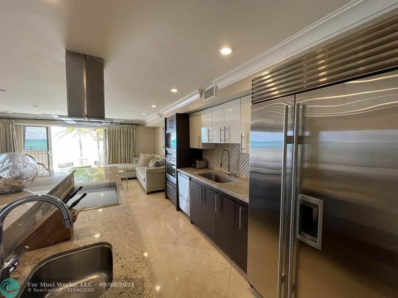 Property Photo:  777 S Surf Rd  FL 33019 