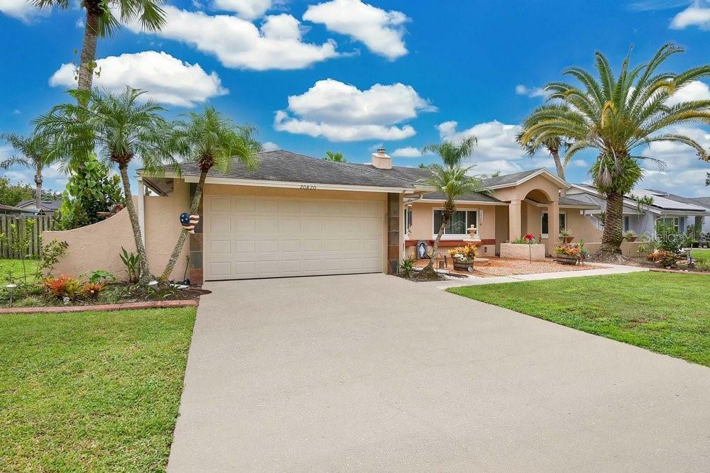 Property Photo:  20820 Maxim Parkway  FL 32833 