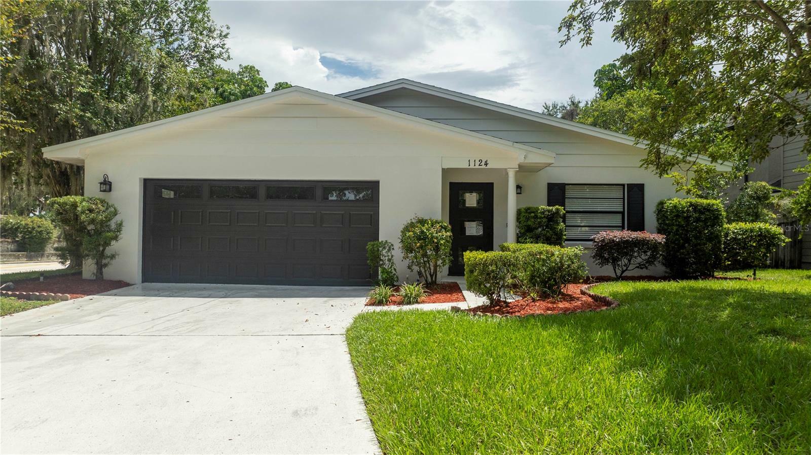 1124 Munster Street  Orlando FL 32803 photo