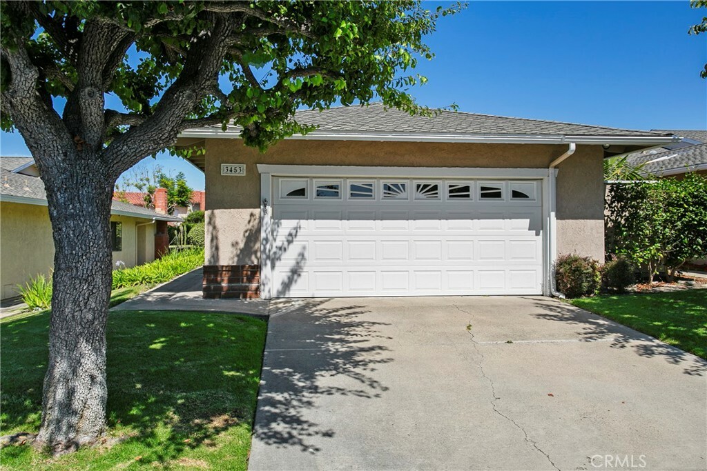 Property Photo: 3453 Paseo Flamenco CA 92672