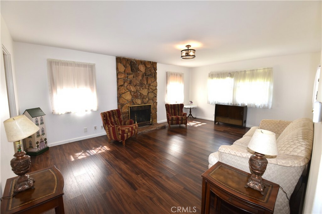 Property Photo:  14325 Chestnut Street  CA 90605 