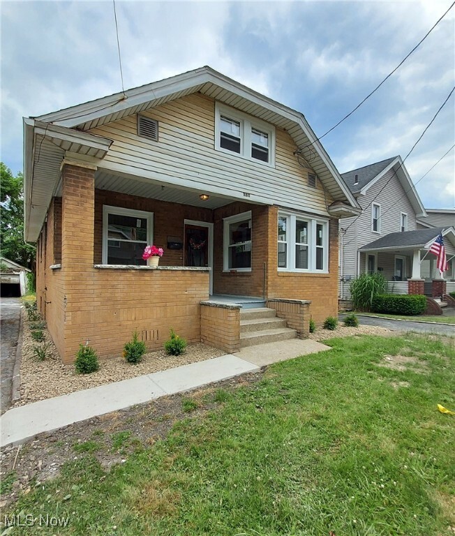 385 W Wood Street  Lowellville OH 44436 photo