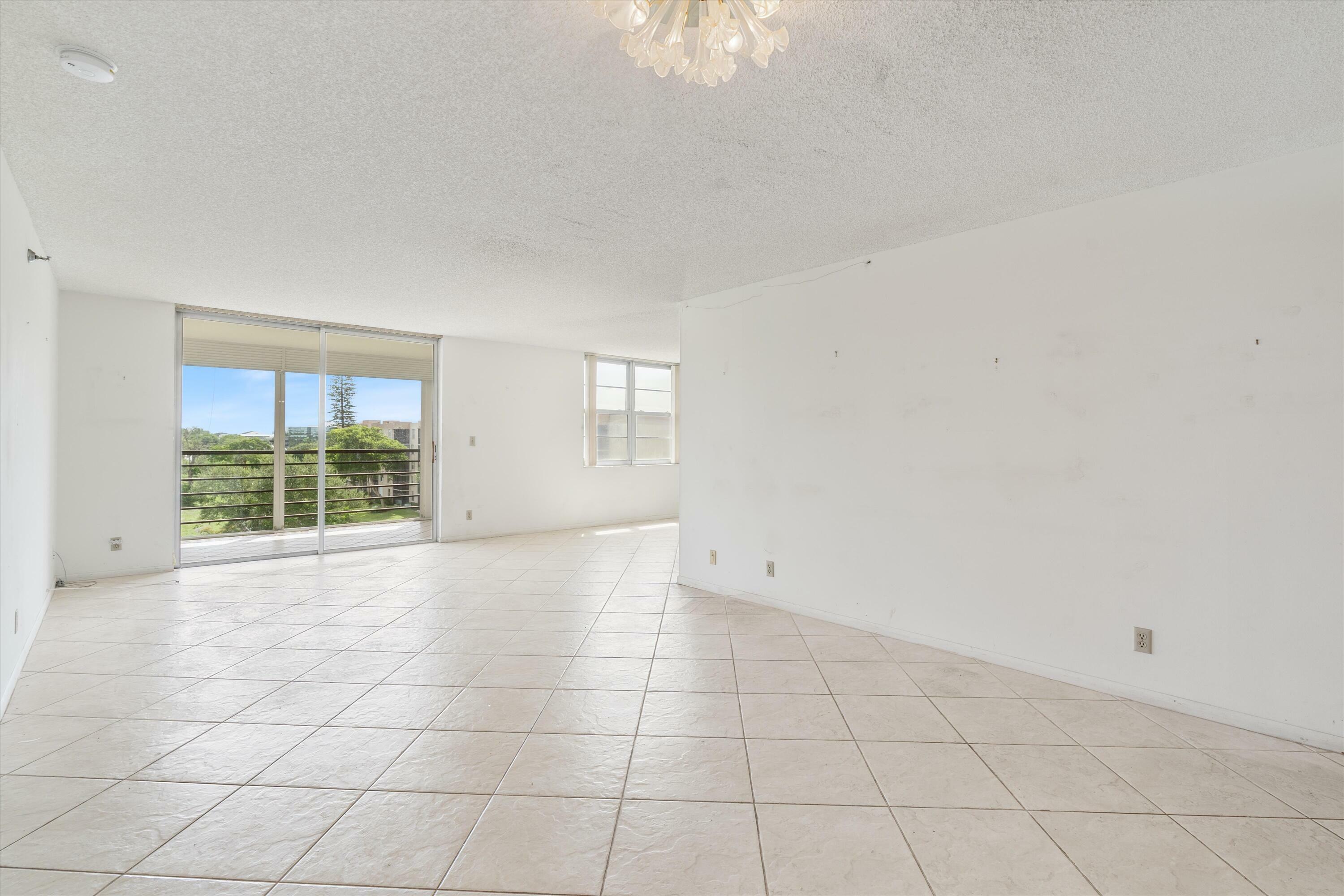 Property Photo:  5340 NW 2nd Avenue Ph-29  FL 33487 