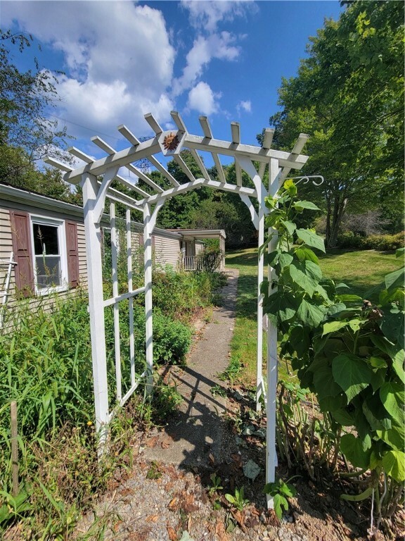 Property Photo:  4114 Ridge Rd  PA 15001 