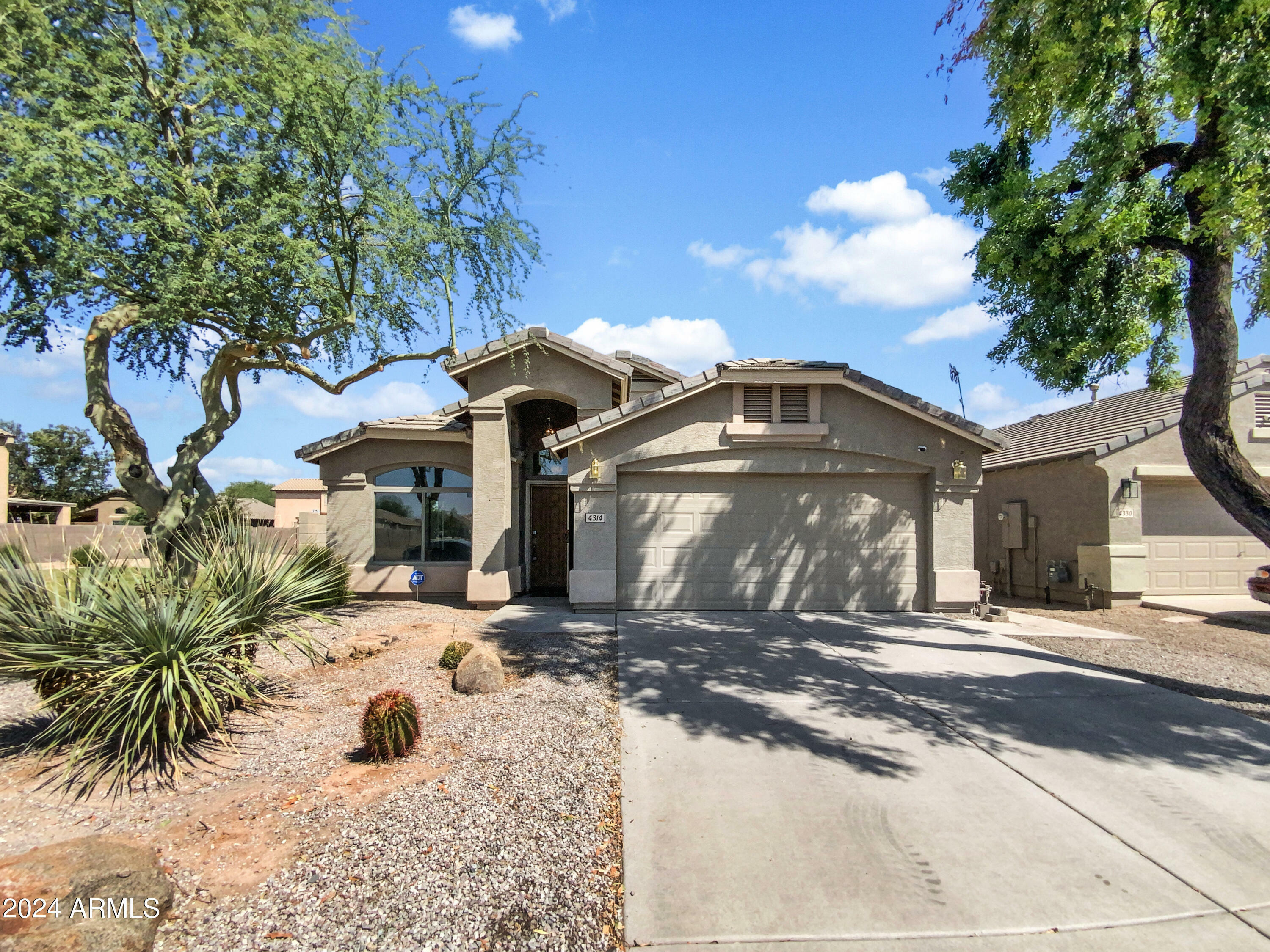 Property Photo:  4314 E Rock Drive  AZ 85143 