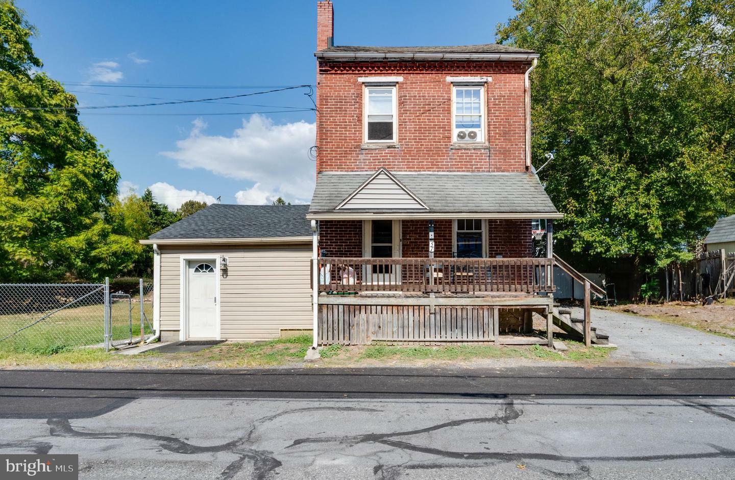 Property Photo:  57 N Canal Street  PA 19533 